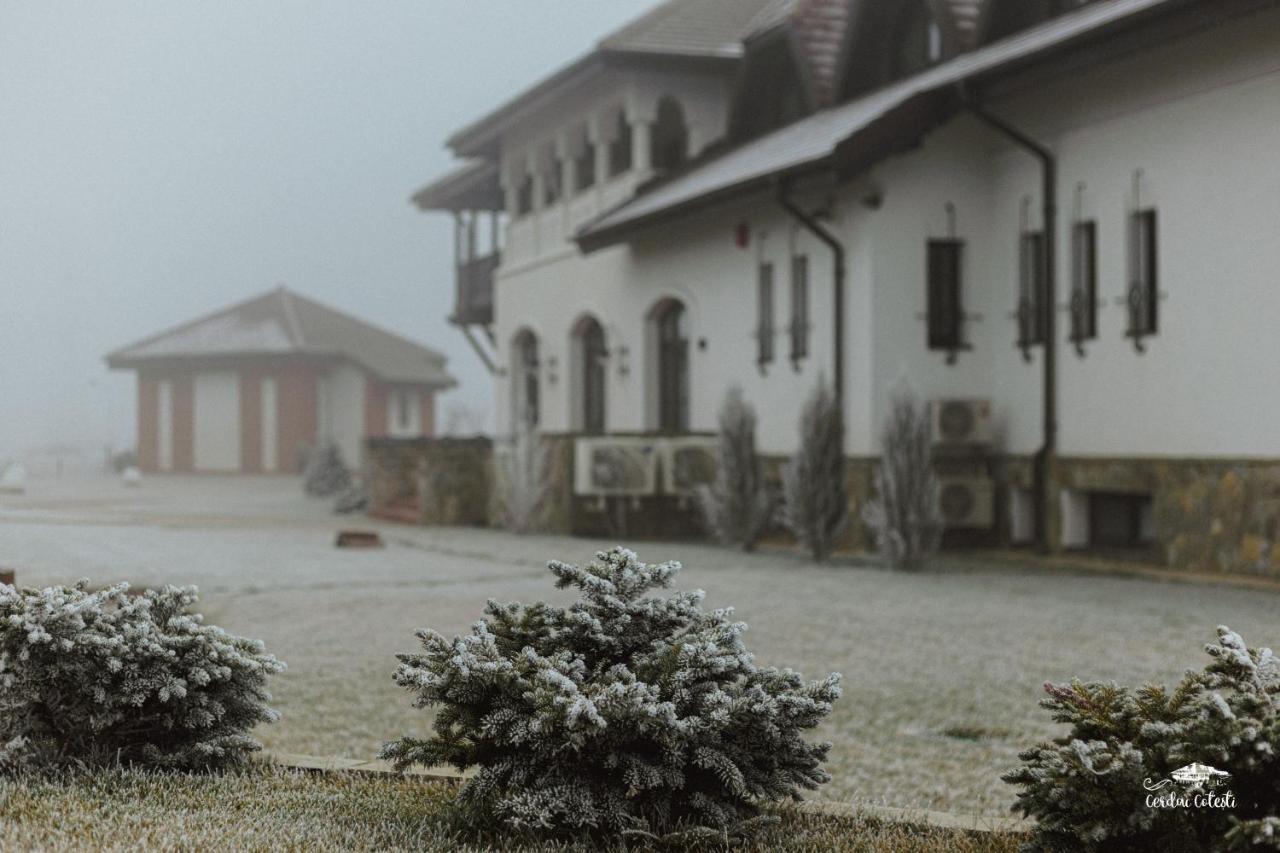 Hotel Cerdac Cotesti Golestii de Sus Exterior foto